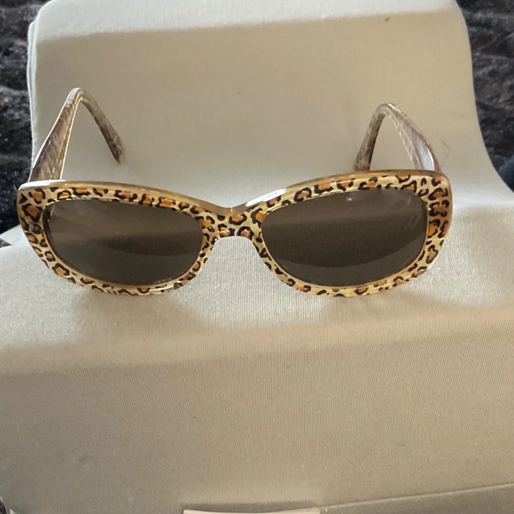 JEAN LAFONT LEOPARD SUNGLASSES FROM PARIS - Picture 2 of 6